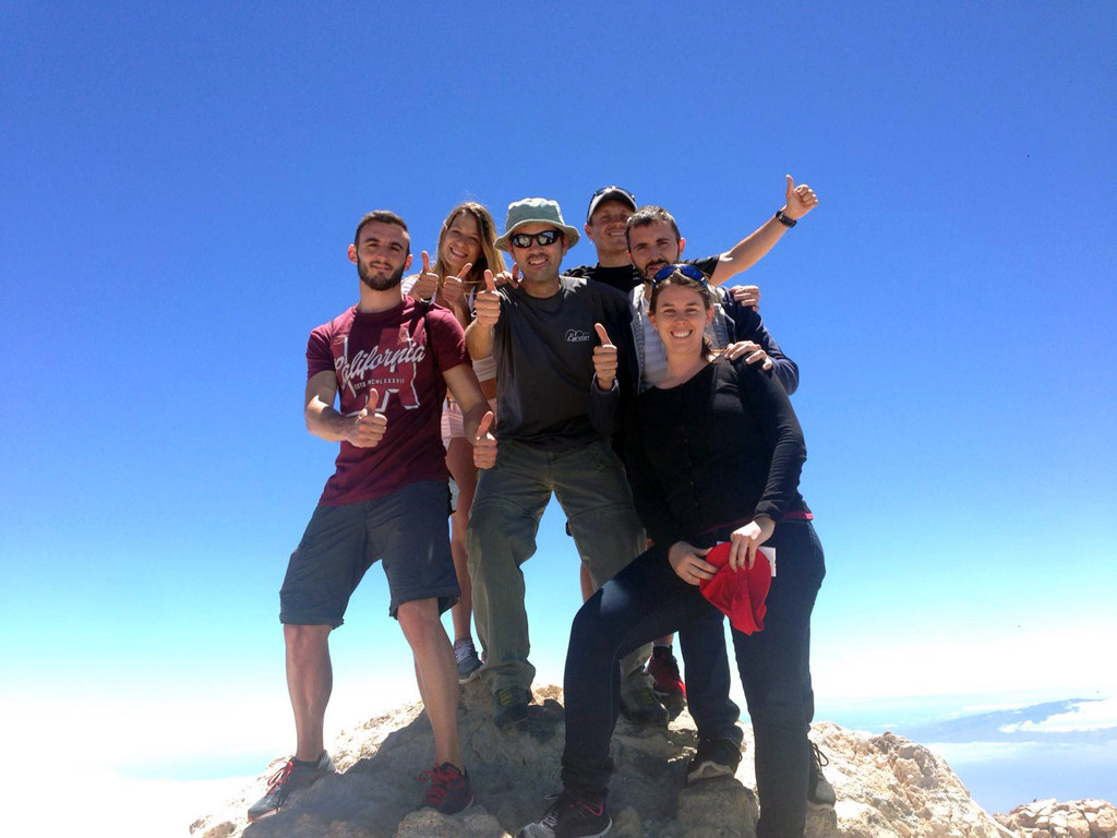 multitud papel Acompañar Subir hasta los 3.718 m del Pico del Teide en Tenerife
