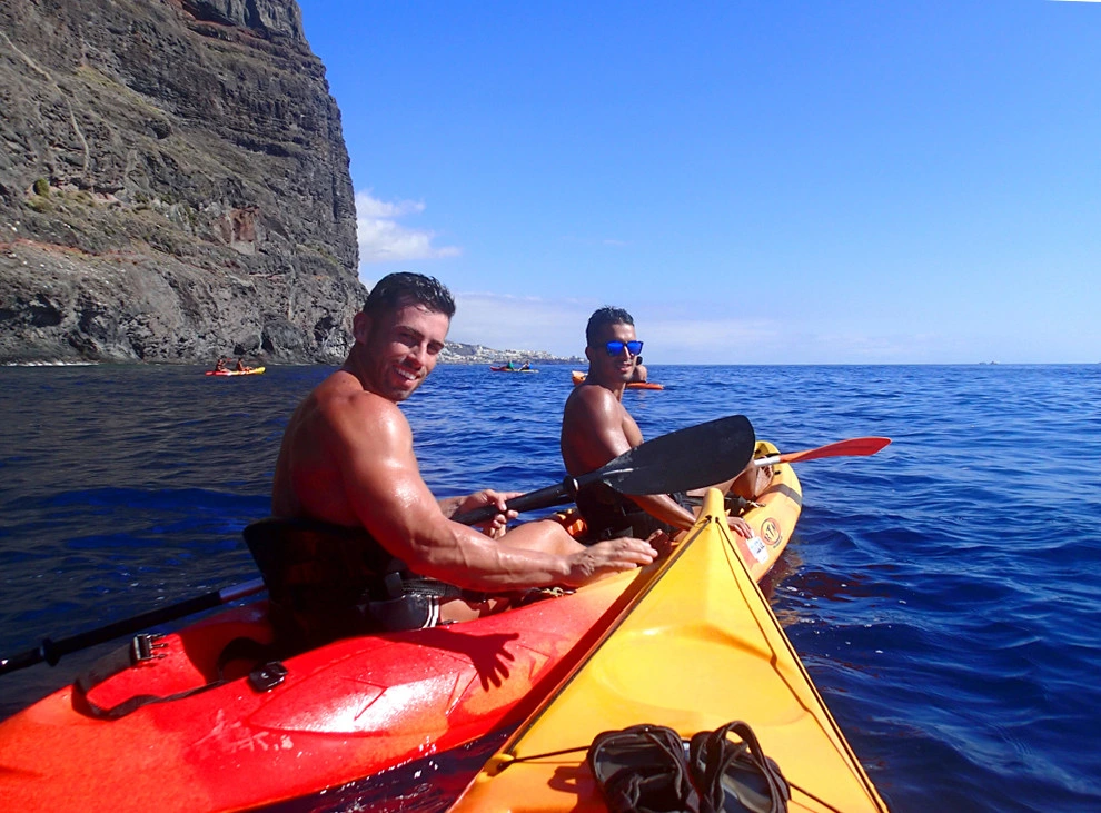 Kayak de mar en Los Gigantes